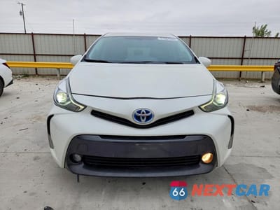 Piąte zdjęcie samochodu w środku: 2016 TOYOTA PRIUS V FIVE VIN:JTDZN3EUXGJ043920 - miniatura