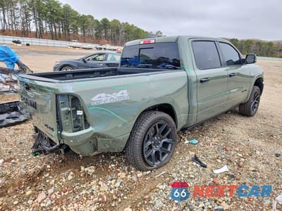 Trzecie zdjęcie samochodu z tyłu: 2026 RAM 1500 LARAMIE VIN:1C6SRFJT9TN319101 - miniatura