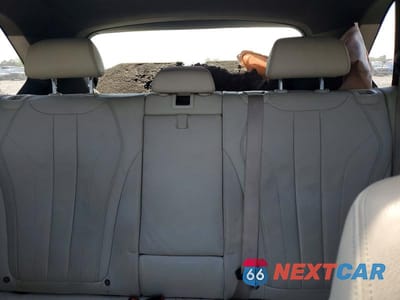 Zdjęcie 10 z 12 samochodu: 2017 BMW X5 SDRIVE35I VIN:5UXKR2C32H0U23155 - miniatura