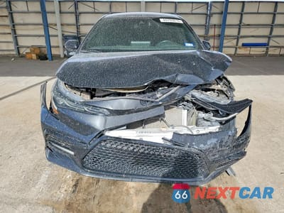 Piąte zdjęcie samochodu w środku: 2022 TOYOTA COROLLA SE NIGHTSHADE EDITION VIN:5YFS4MCE8NP114501 - miniatura