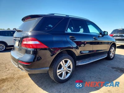 Trzecie zdjęcie samochodu z tyłu: 2012 MERCEDES-BENZ ML 350 4MATIC VIN:4JGDA5HB5CA002306 - miniatura