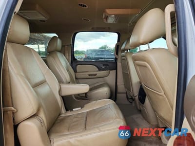 Zdjęcie 11 z 13 samochodu: 2013 CHEVROLET SUBURBAN K1500 LTZ VIN:1GNSKKE79DR166448 - miniatura
