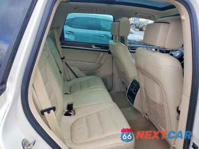 Zdjęcie 11 z 13 samochodu: 2012 VOLKSWAGEN TOUAREG V6 VIN:WVGFF9BP5CD001791 - miniatura