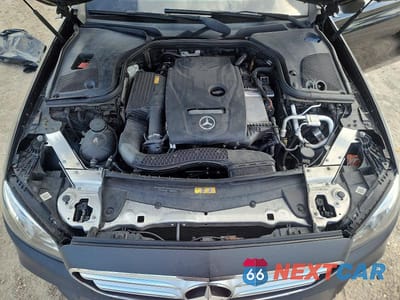 Zdjęcie 11 z 13 samochodu: 2019 MERCEDES-BENZ E 300 4MATIC VIN:WDDZF4KB8KA499743 - miniatura