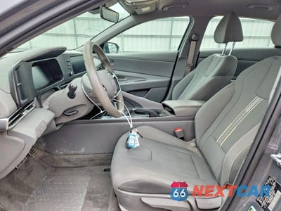 Zdjęcie 7 z 13 samochodu: 2025 HYUNDAI ELANTRA SEL SPORT VIN:KMHLM4DG9SU029603 - miniatura
