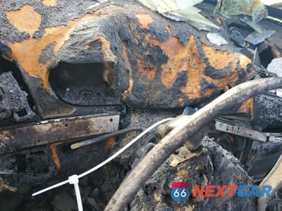 Zdjęcie 9 z 11 samochodu: 2003 MERCEDES-BENZ E 320 VIN:WDBUF65J53X110640 - miniatura