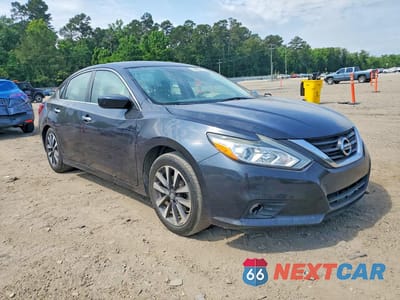 Czwarte zdjęcie samochodu z boku: 2016 NISSAN ALTIMA 2.5 SV VIN:1N4AL3AP6GC148516 - miniatura