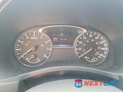 Zdjęcie 9 z 13 samochodu: 2018 NISSAN PATHFINDER SV VIN:5N1DR2MN9JC631821 - miniatura