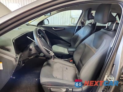 Zdjęcie 7 z 14 samochodu: 2023 KIA NIRO LX VIN:KNDCP3LE1P5063591 - miniatura