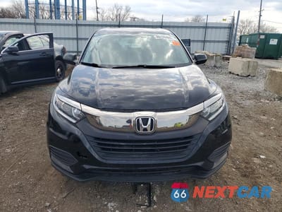 Piąte zdjęcie samochodu w środku: 2022 HONDA HR-V LX VIN:3CZRU6H31NM709127 - miniatura