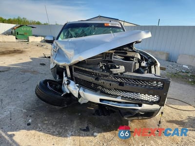 Piąte zdjęcie samochodu w środku: 2011 CHEVROLET SILVERADO K1500 LTZ VIN:1GCRKTE37BZ206128 - miniatura