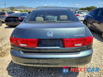 Zdjęcie 6 z 12 samochodu: 2005 HONDA ACCORD LX VIN:1HGCM56445A107032 - miniatura