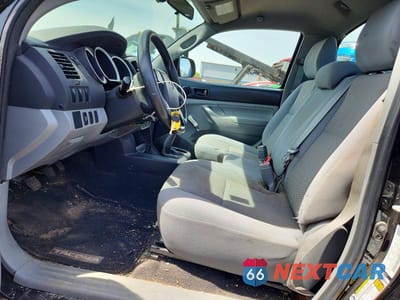 Zdjęcie 7 z 13 samochodu: 2013 TOYOTA TACOMA BASE VIN:5TFNX4CN6DX018077 - miniatura