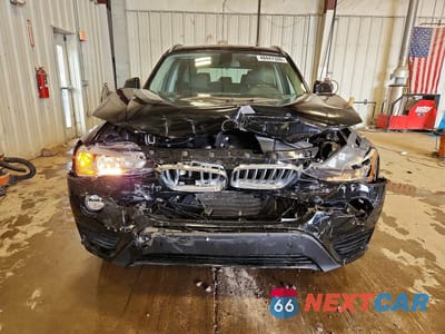 Piąte zdjęcie samochodu w środku: 2016 BMW X3 XDRIVE28I VIN:5UXWX9C51G0D78308 - miniatura