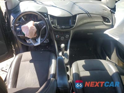 Zdjęcie 8 z 13 samochodu: 2018 CHEVROLET TRAX 1LT VIN:KL7CJPSB3JB687155 - miniatura