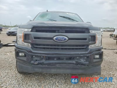 Piąte zdjęcie samochodu w środku: 2019 FORD F150 XLT 2.7L V6 CREW CAB VIN:1FTEW1CP0KKD04097 - miniatura