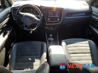 Zdjęcie 8 z 12 samochodu: 2020 MITSUBISHI OUTLANDER SE VIN:JA4AZ3A36LZ007937 - miniatura