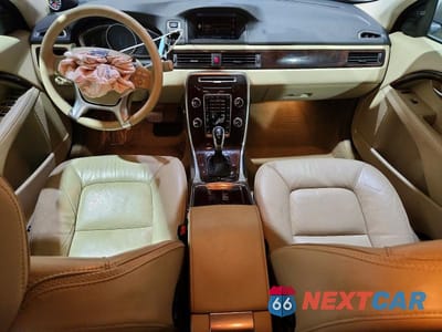 Zdjęcie 8 z 12 samochodu: 2015 VOLVO XC70 T6 PREMIER+ VIN:YV4902NC6F1194295 - miniatura
