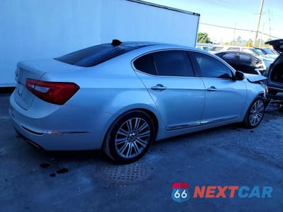 Trzecie zdjęcie samochodu z tyłu: 2016 KIA CADENZA LUXURY VIN:KNALN4D70G5216244 - miniatura