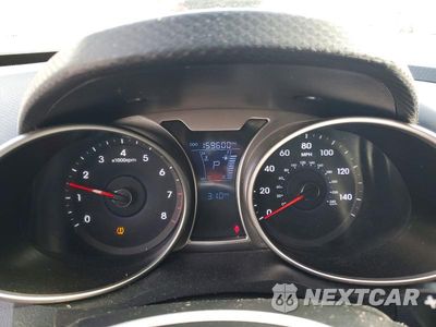 Zdjęcie 9 z 12 samochodu: 2012 HYUNDAI VELOSTER BASE VIN:KMHTC6AD8CU059766 - miniatura