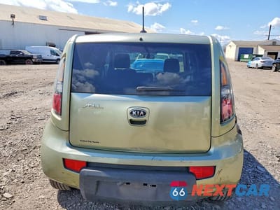 Zdjęcie 6 z 11 samochodu: 2011 KIA SOUL + VIN:KNDJT2A24B7209677 - miniatura
