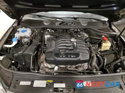 Zdjęcie 12 z 13 samochodu: 2017 VOLKSWAGEN TOUAREG WOLFSBURG VIN:WVGRF7BP1HD001263 - miniatura
