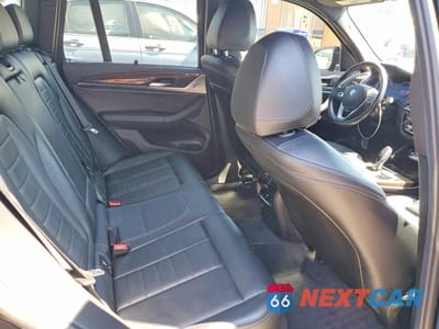 Zdjęcie 11 z 13 samochodu: 2018 BMW X3 XDRIVEM40I VIN:5UXTS3C54J0Z02554 - miniatura