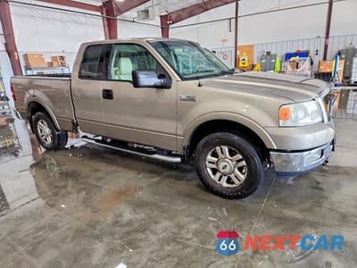 Czwarte zdjęcie samochodu z boku: 2004 FORD F150 VIN:1FTPX14504NA91592 - miniatura