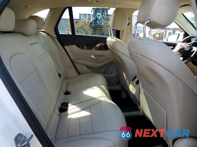 Zdjęcie 10 z 12 samochodu: 2018 MERCEDES-BENZ GLC 300 VIN:WDC0G4JB6JV028418 - miniatura