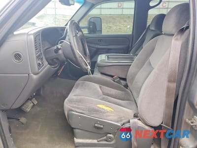 Zdjęcie 7 z 14 samochodu: 2007 GMC NEW SIERRA K3500 VIN:1GTHK33D37F153217 - miniatura