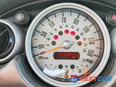Zdjęcie 9 z 12 samochodu: 2005 MINI COOPER S VIN:WMWRE33535TL12897 - miniatura