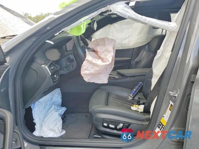 Zdjęcie 7 z 12 samochodu: 2022 BMW M550XI VIN:WBA13BK02NCJ42471 - miniatura