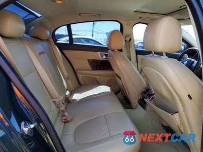 Zdjęcie 10 z 12 samochodu: 2009 JAGUAR XF PREMIUM LUXURY VIN:SAJWA06B49HR22688 - miniatura