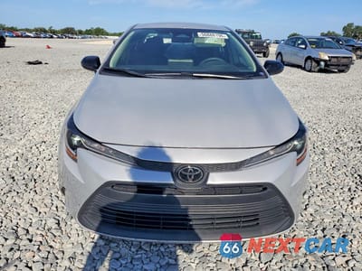 Piąte zdjęcie samochodu w środku: 2024 TOYOTA COROLLA LE VIN:5YFB4MDE4RP138587 - miniatura