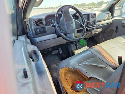 Zdjęcie 8 z 12 samochodu: 2004 FORD F350 SRW SUPER DUTY VIN:1FTSX31P84ED81073 - miniatura