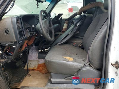 Zdjęcie 7 z 11 samochodu: 2003 CHEVROLET SILVERADO K1500 VIN:1GCEK14VX3E227215 - miniatura