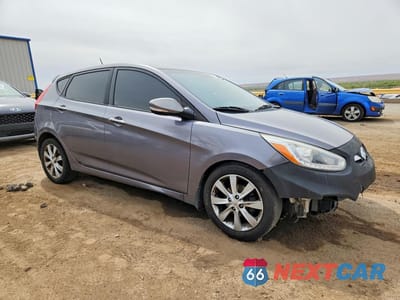 Czwarte zdjęcie samochodu z boku: 2014 HYUNDAI ACCENT SE VIN:KMHCU5AE5EU154272 - miniatura