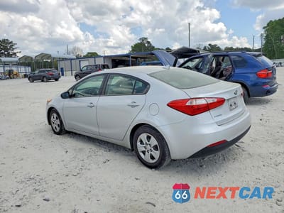 Drugie zdjęcie samochodu z przodu: 2016 KIA FORTE LX VIN:KNAFX4A6XG5550767 - miniatura