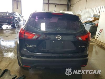 Zdjęcie 6 z 13 samochodu: 2017 NISSAN ROGUE SPORT SV VIN:JN1BJ1CR4HW134866 - miniatura