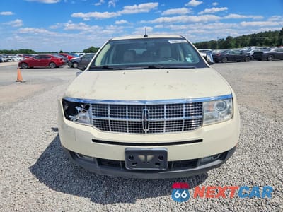Piąte zdjęcie samochodu w środku: 2008 LINCOLN MKX VIN:2LMDU88C98BJ38391 - miniatura
