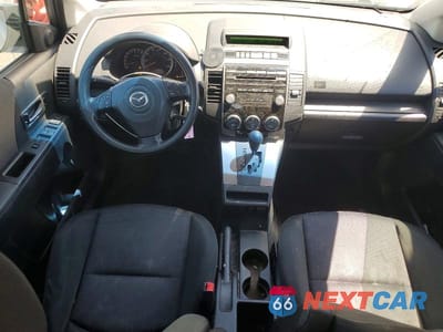Zdjęcie 8 z 13 samochodu: 2010 MAZDA 5 VIN:JM1CR2WL5A0375626 - miniatura