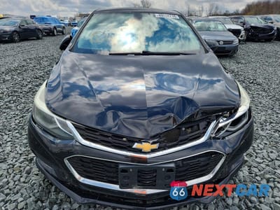 Piąte zdjęcie samochodu w środku: 2016 CHEVROLET CRUZE LT VIN:1G1BE5SM4G7312551 - miniatura