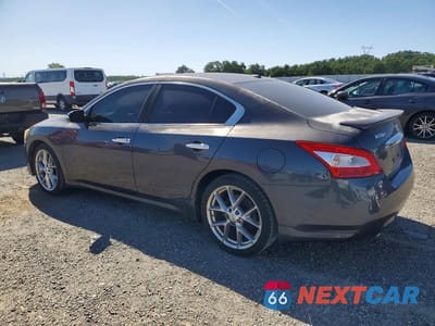 Drugie zdjęcie samochodu z przodu: 2010 NISSAN MAXIMA 3.5 S VIN:1N4AA5AP0AC868337 - miniatura