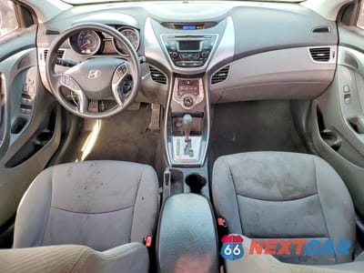 Zdjęcie 8 z 12 samochodu: 2013 HYUNDAI ELANTRA GLS VIN:KMHDH4AE0DU867713 - miniatura