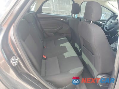 Zdjęcie 10 z 12 samochodu: 2018 FORD FOCUS SEL VIN:1FADP3H29JL265882 - miniatura