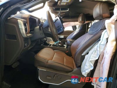 Zdjęcie 7 z 12 samochodu: 2025 FORD F350 SUPER DUTY VIN:1FT8W3BM6SED27463 - miniatura