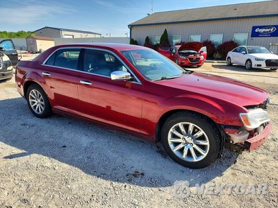 Czwarte zdjęcie samochodu z boku: 2013 CHRYSLER 300C VIN:2C3CCAEG8DH620732 - miniatura