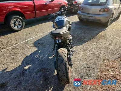 Czwarte zdjęcie samochodu z boku: 2025 SUZUKI GSX800 R VIN:JS1EM11B3S7100355 - miniatura