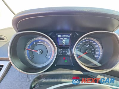 Zdjęcie 9 z 13 samochodu: 2013 HYUNDAI ELANTRA GT BASE VIN:KMHD35LE0DU039288 - miniatura