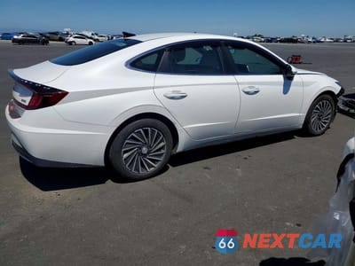 Trzecie zdjęcie samochodu z tyłu: 2023 HYUNDAI SONATA HYBRID SEL VIN:KMHL34JJXPA075498 - miniatura